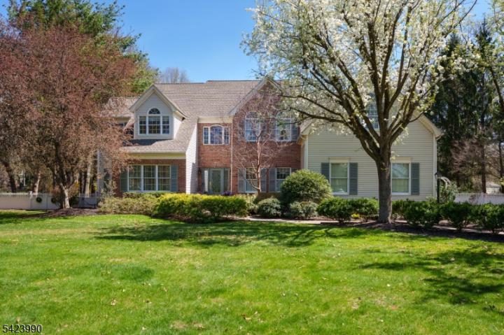 Photo of 39 Red Oak Way