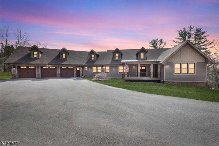 Photo of 235 Long View Union Grove