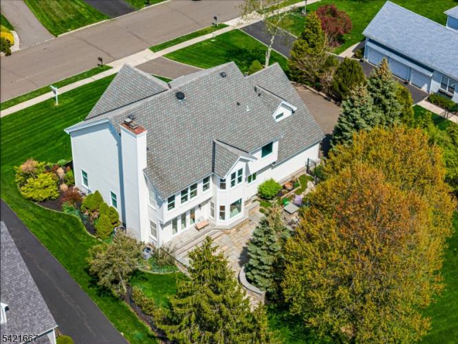 Photo of 182 Beaumonte Way