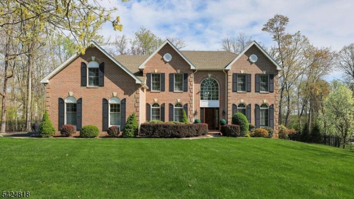 Photo of 5 Longford Court, Warren NJ