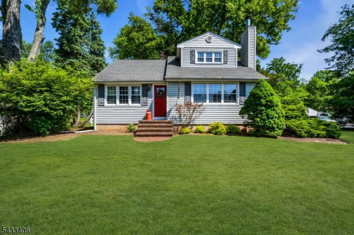 Photo of 88 Woodlawn Avenue