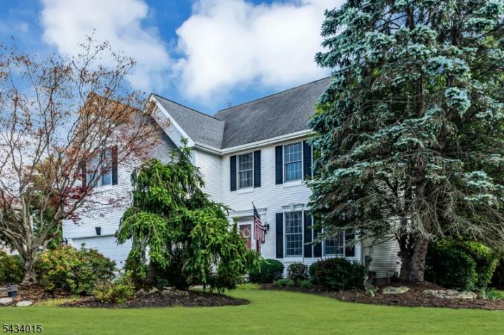 Photo of 6 Champions Circle, Branchburg NJ