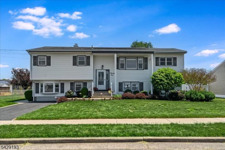 Photo of 25 Louise Drive, Manville NJ