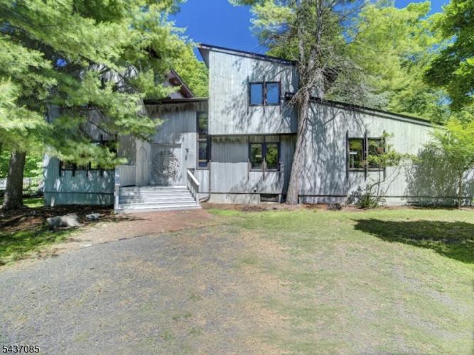 Photo of 943 Sunset Ridge