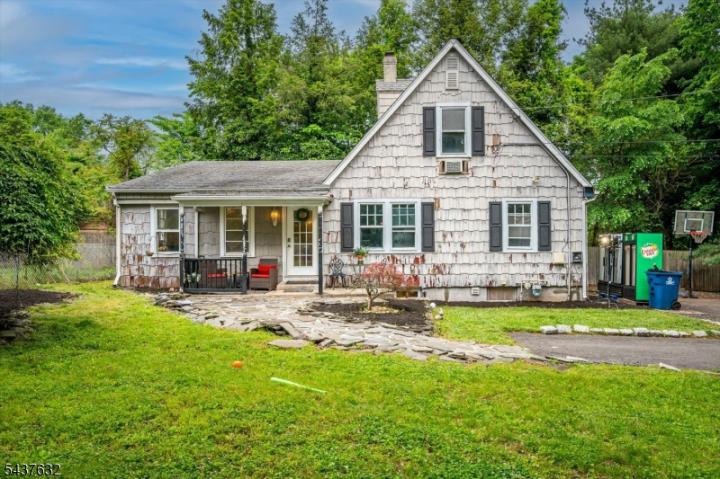 Photo of 44 Lynwood Avenue, Franklin NJ