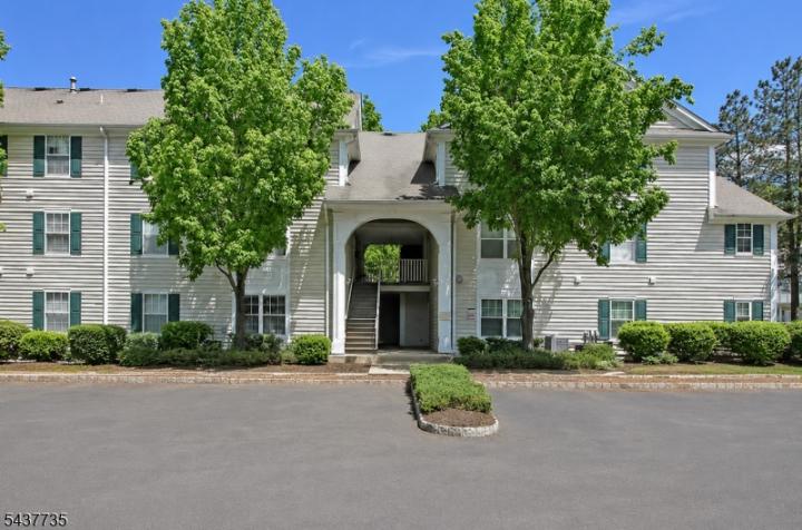 Photo of 18 Ashington Club Road 18, Far Hills NJ