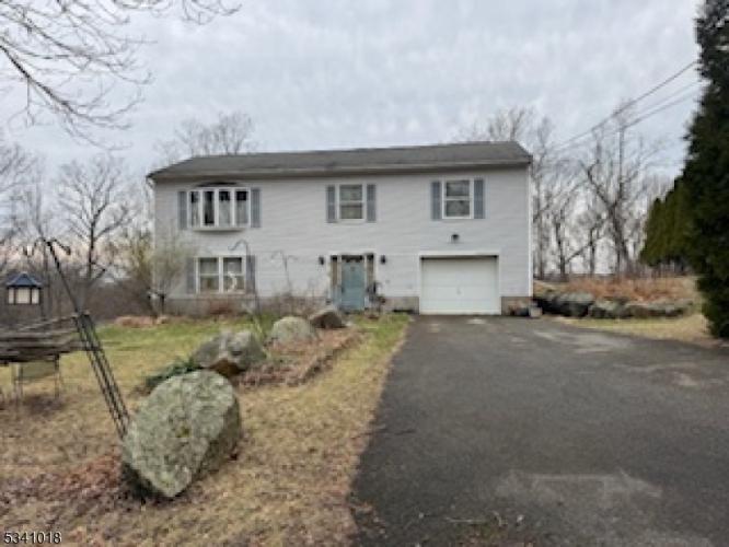 Photo of 19 Crestview Lane, Vernon NJ