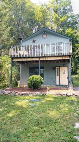 Photo of 83 Lakeside Drive, Vernon NJ