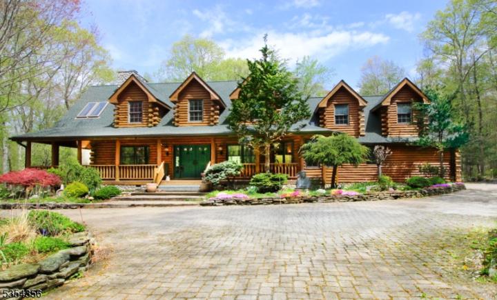 Photo of 31 Kent Road, Hampton NJ