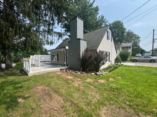 Photo of 25 Stanhope Road, Sparta NJ