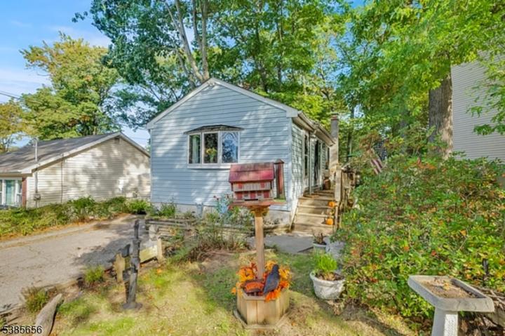 Photo of 5 Geneva Trail