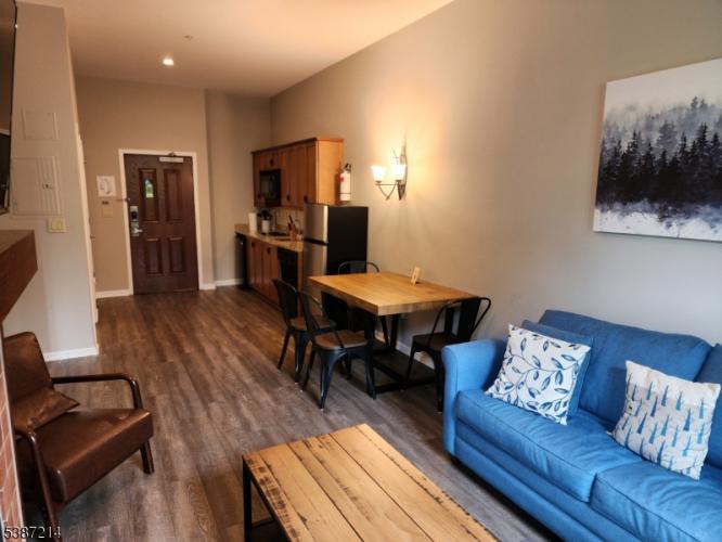 Photo of 200 State Rt 94 124