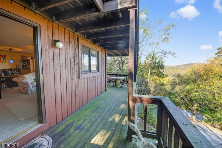 Photo of 2 Eagles Nest Drive 1