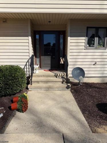 Photo of 11 Cheyenne Road, Andover NJ