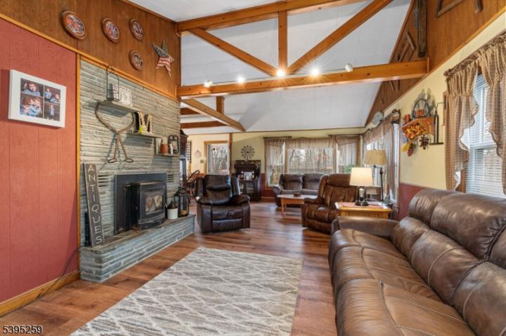 Photo of 3 Volker Lane, Sandyston NJ