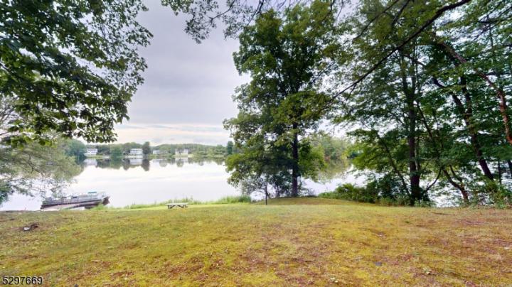 Photo of 368- F Lake Shore South F