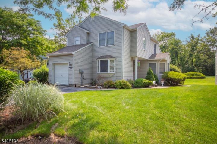 Photo of 18 Mountain View Court, Hardyston NJ