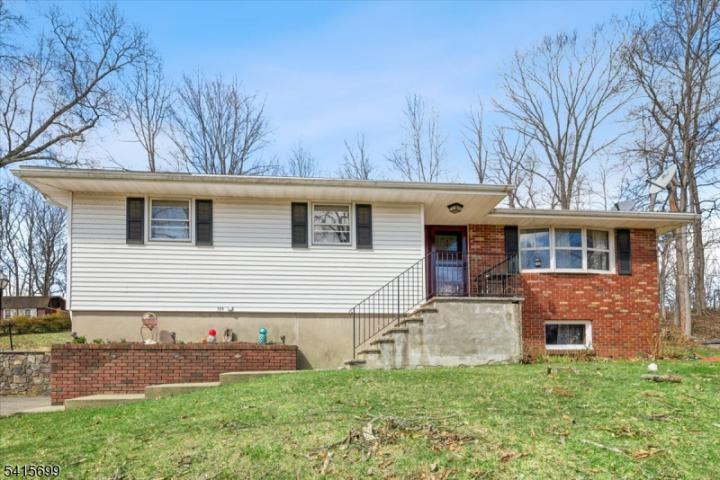 Photo of 105 Andover Sparta Road