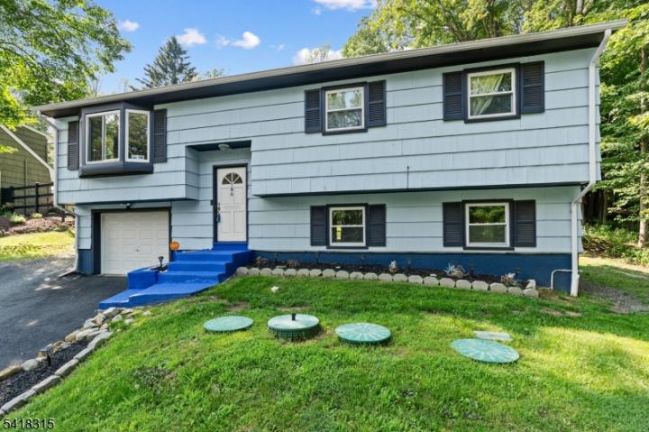 Photo of 186 Tomahawk Trail