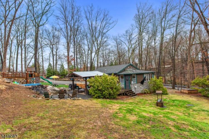 Photo of 111 N Shore Road