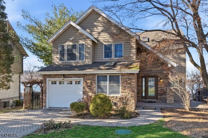 Photo of 9 Balsam Parkway