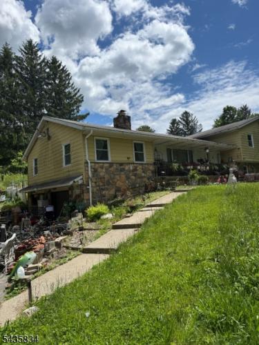 Photo of 364 Scott Road, Franklin NJ