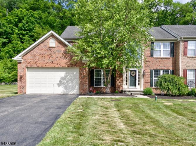 Photo of 28 Primrose Lane, Sparta NJ