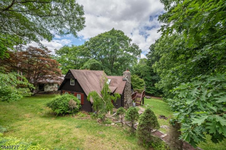 Photo of 78 Woodlawn Road