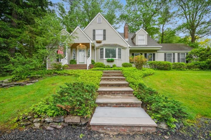 Photo of 1078 Mountain Avenue, Berkeley Heights NJ