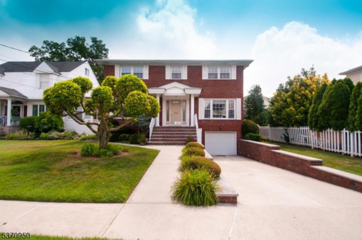 Photo of 13-15 Hillside Road, Elizabeth City NJ