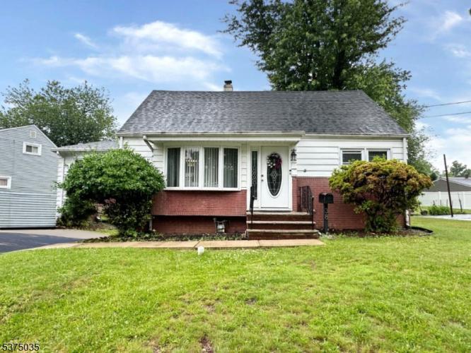 Photo of 38 Independence Drive, Roselle NJ