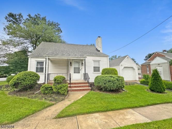 Photo of 713 E 3rd Avenue, Roselle NJ