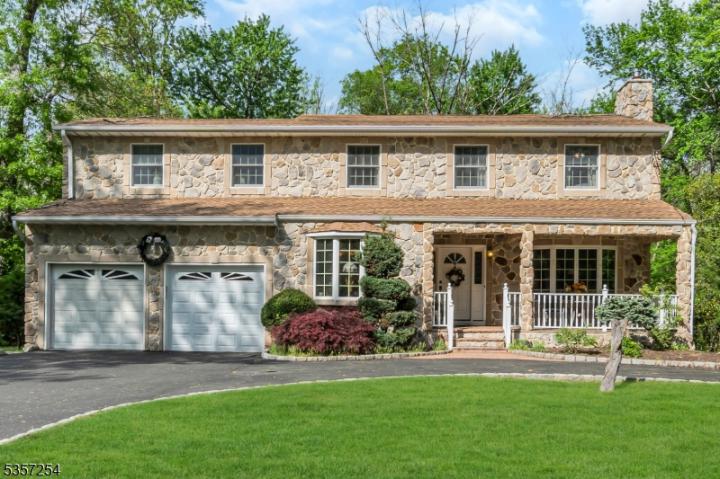 Photo of 30 Robbins Avenue, Berkeley Heights NJ