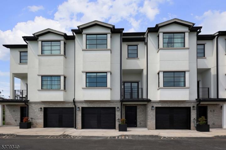Photo of 2 Harbor Front Placez, Elizabeth City NJ