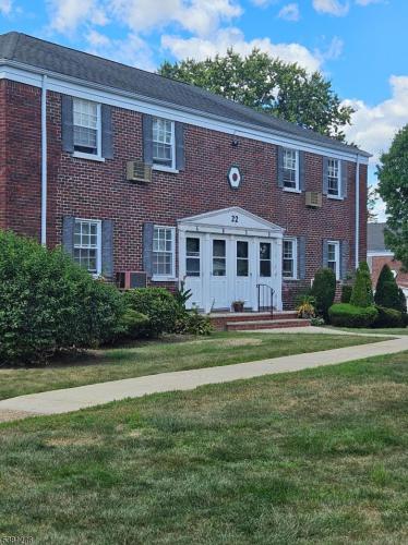 Photo of 22B W Roselle Avenue, Roselle Park NJ