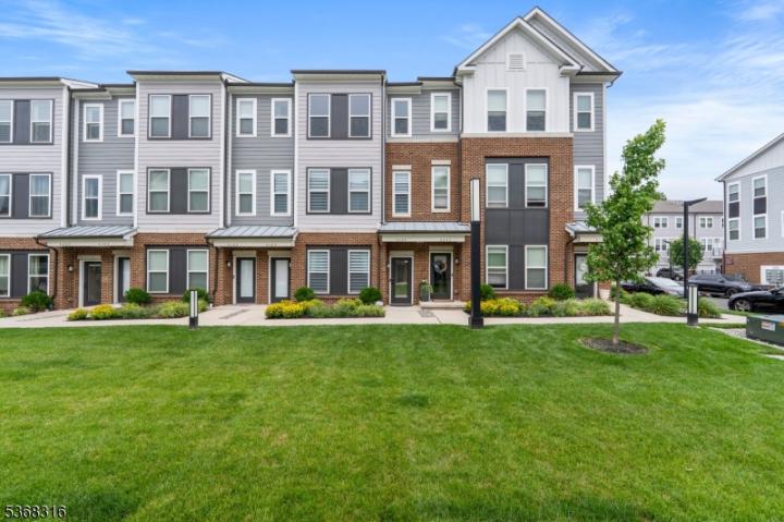 Photo of 4 Sadie Circle 4204, Union NJ