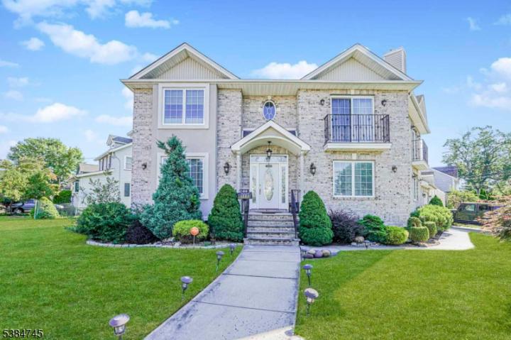 Photo of 1081 Madison Hill Road, Rahway City NJ