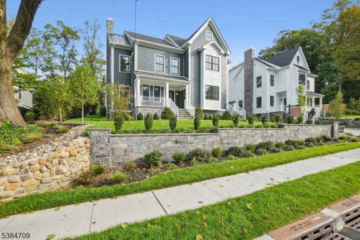 Photo of 709 Springfield Avenue 4, Summit City NJ