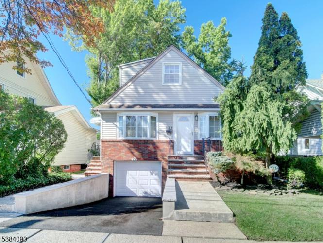 Photo of 628 Maplewood Avenue, Roselle Park NJ