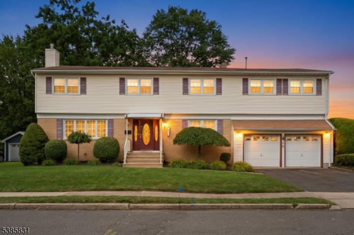 Photo of 14 Windsor Place, Cranford NJ