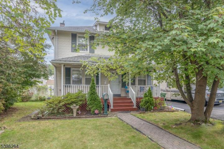 Photo of 443 Wheatsheaf Road, Roselle NJ