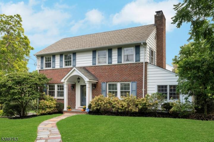 Photo of 180 Canoe Brook Parkway, Summit City NJ