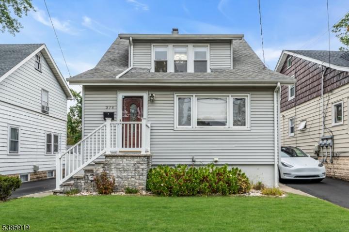 Photo of 378 Burroughs Terrace, Union NJ