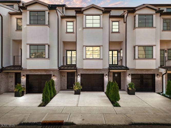 Photo of 14 Harbor Front Terrace, Elizabeth City NJ