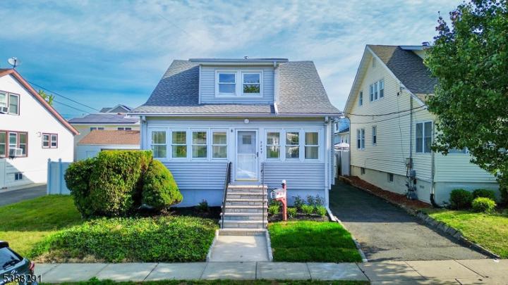 Photo of 2249 Berwyn Street, Union NJ