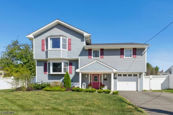 Photo of 783 Riverbend Drive, Clark NJ