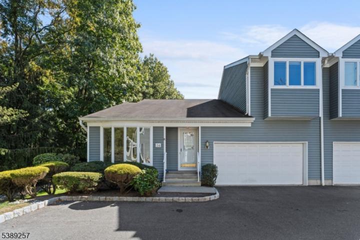 Photo of 34 Meadowview Lane, Berkeley Heights NJ