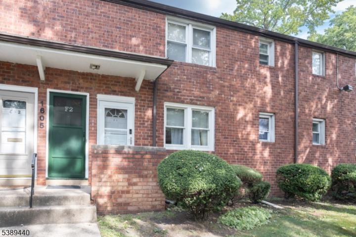 Photo of 1605 Wood Avenue, Roselle NJ