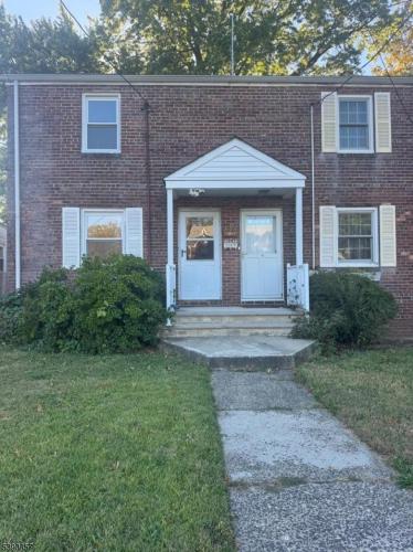 Photo of 374 Raleigh Road, Rahway City NJ