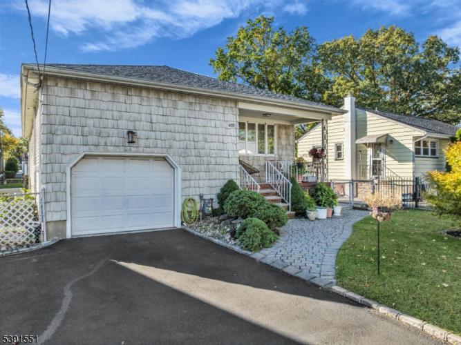 Photo of 657 Summit Avenue, Kenilworth NJ